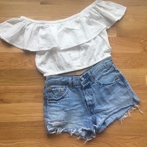 High waisted Levi 501 denim short size 26